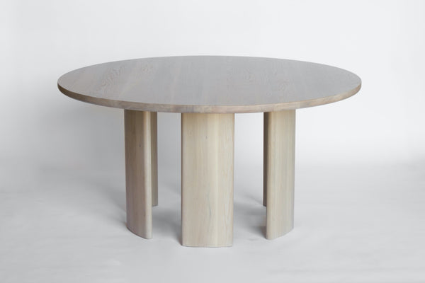 Round Crest Table