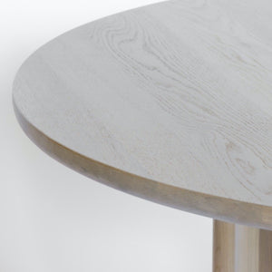 Round Crest Table